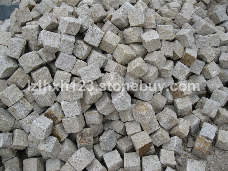 方块形地铺石