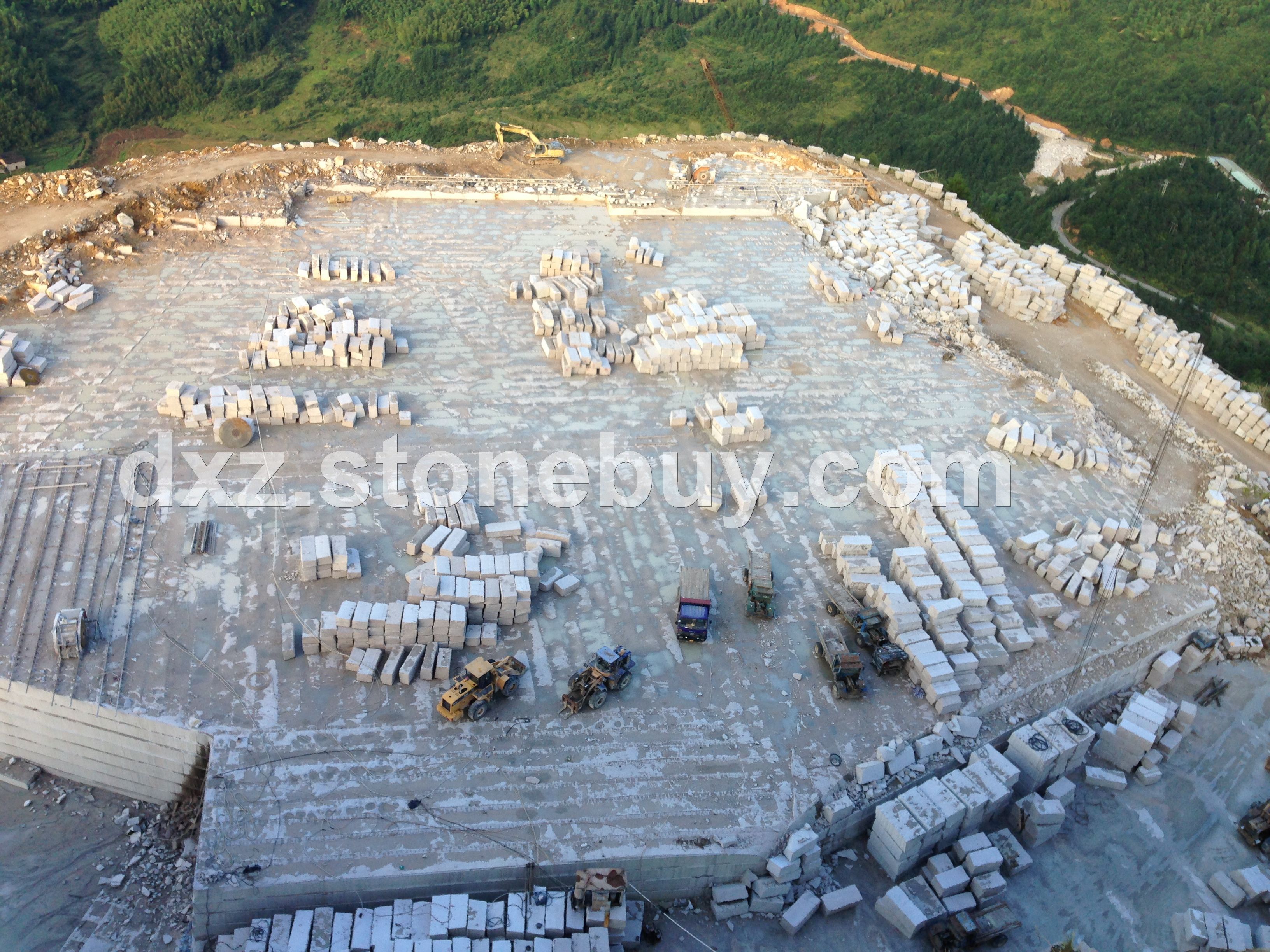 大型虎贝矿区长期销售荒料