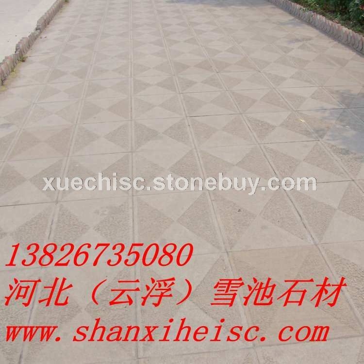 柏坡黄园林广场砖