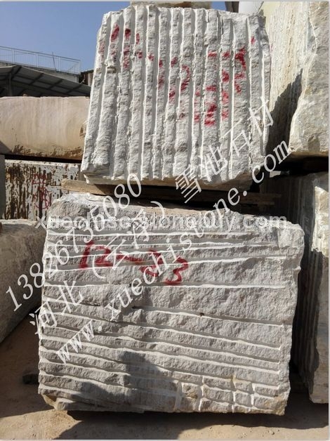 翡翠木纹荒料产地