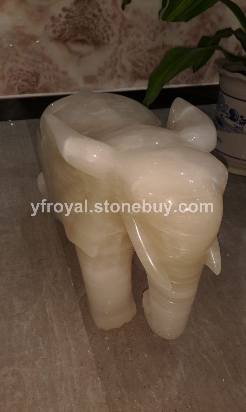 玉石大象-玉石雕件-玉石工藝