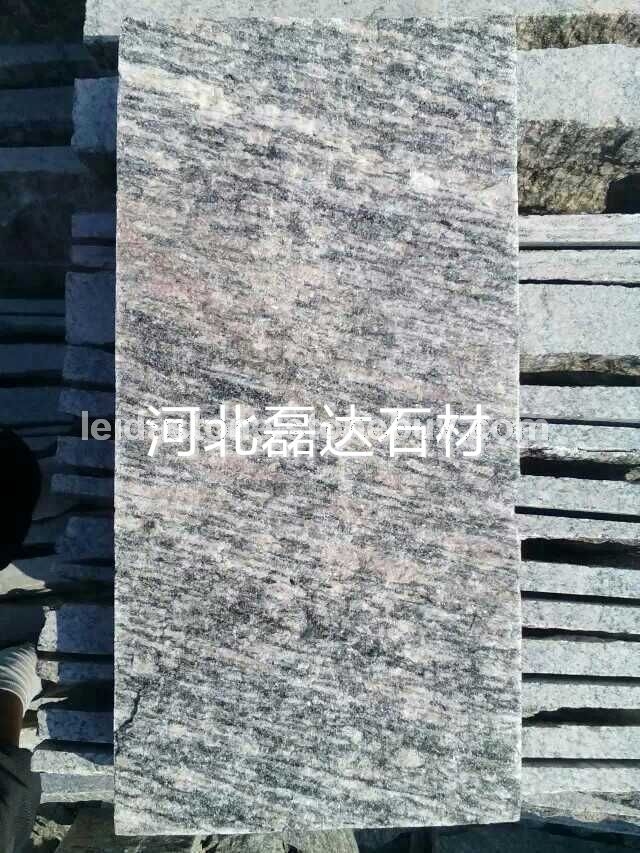牡丹红蘑菇石