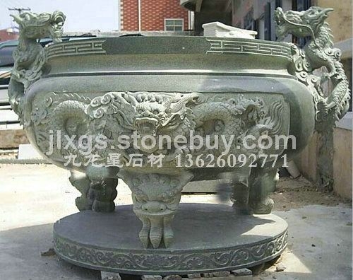 生产加工各式祠堂、墓 地、宗教寺庙古建专用石雕香炉、 石头雕刻香炉