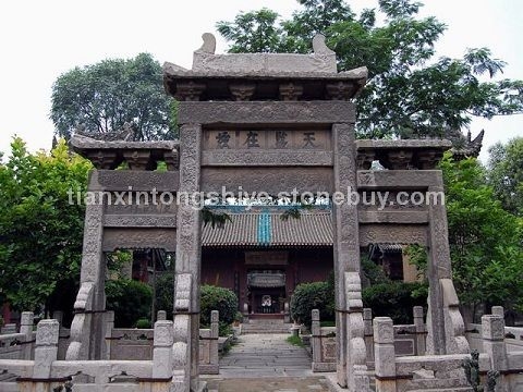 石雕三门七楼牌坊