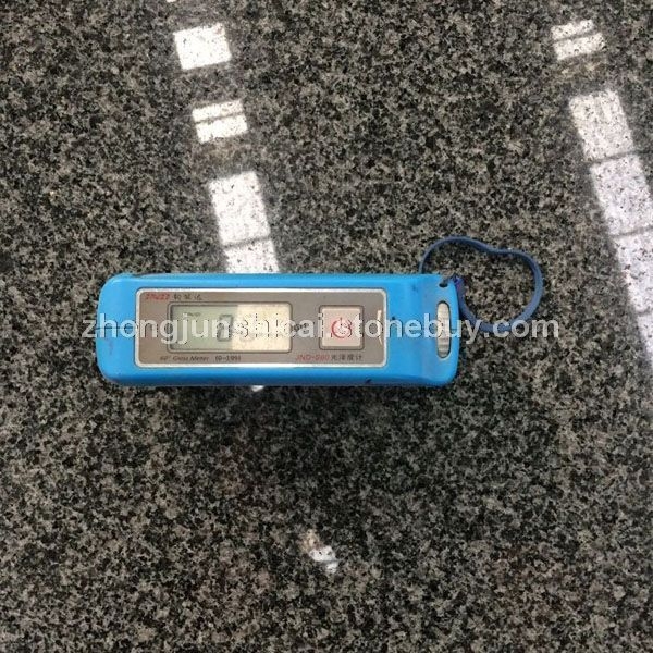芝麻黑钟山青金点绿路沿石 碑石