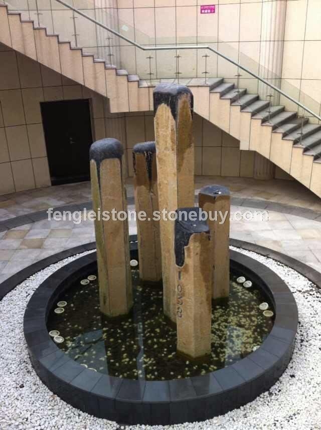 蒙古黑風(fēng)景石1