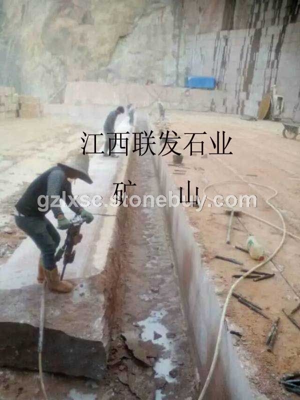 江西花岗石矿山映山红富贵红代代红荒料生产