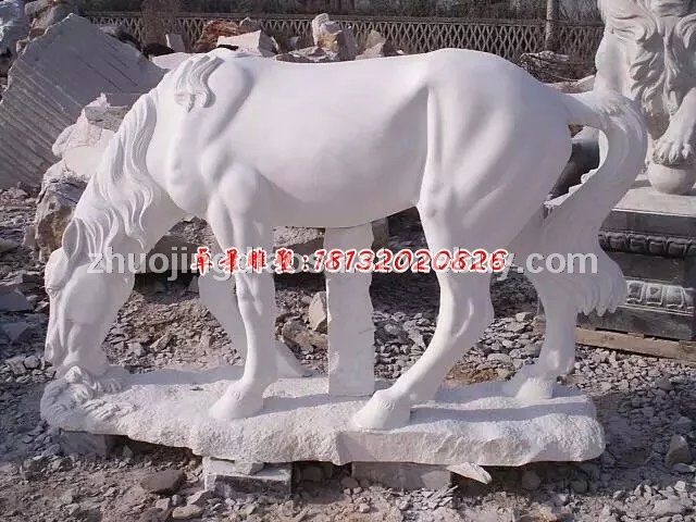 石头马雕塑，石雕马吃草雕塑