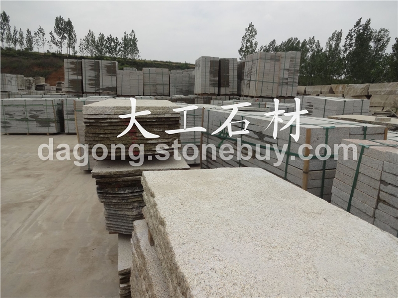 白麻、黄金麻、黄绣石、金田麻、黄金钻