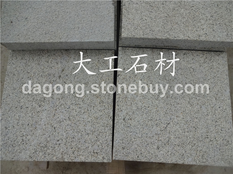 白麻、黄金麻、黄绣石、金田麻、黄金钻