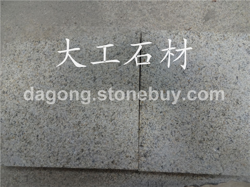 白麻、黄金麻、黄绣石、金田麻、黄金钻