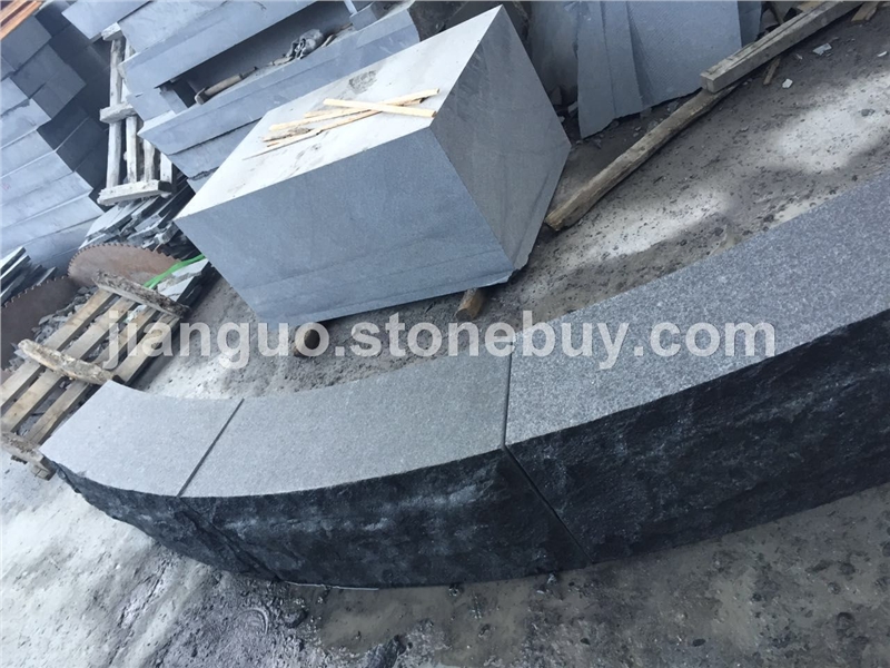 福鼎黑G684弧形路沿自然面十火燒面