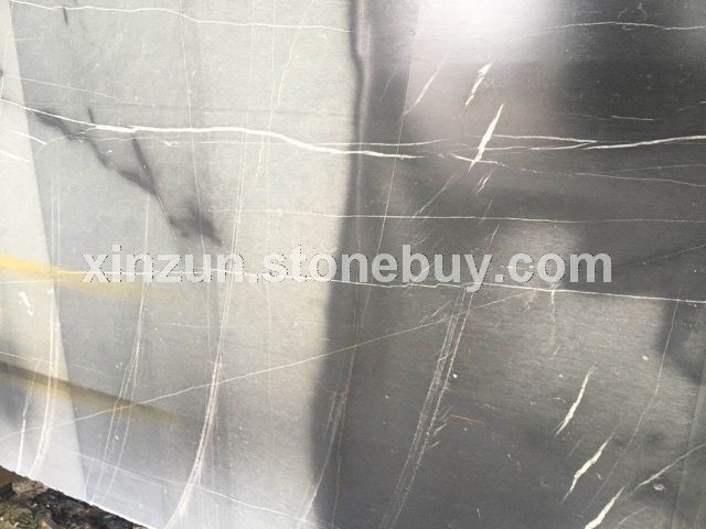 黑白根