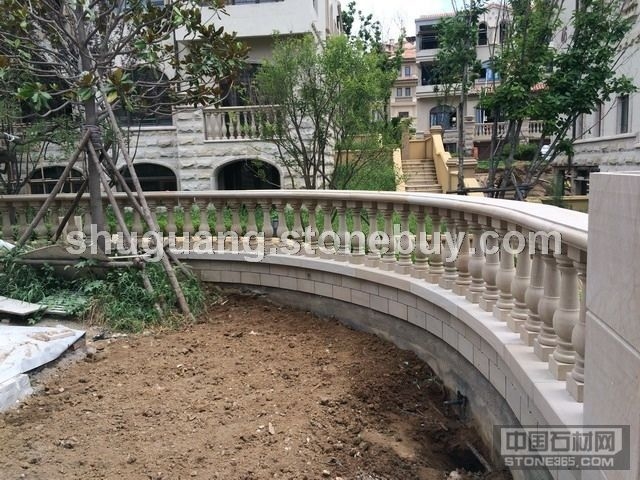 黄砂岩栏杆柱