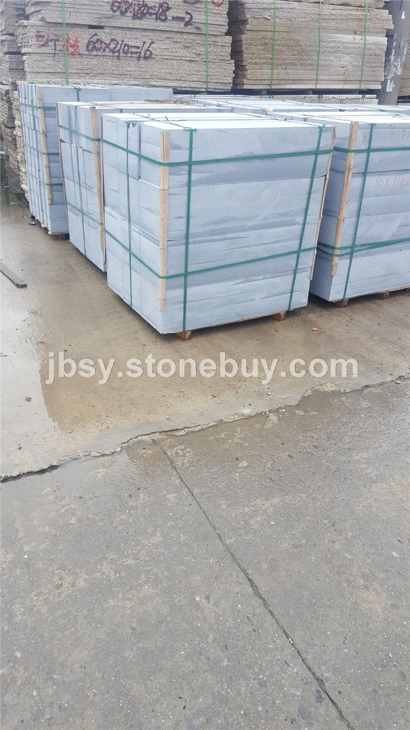 G654 芝麻黑   黄锈石