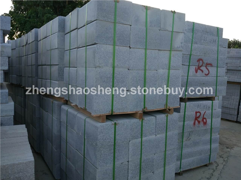 路沿石 芝麻灰G688