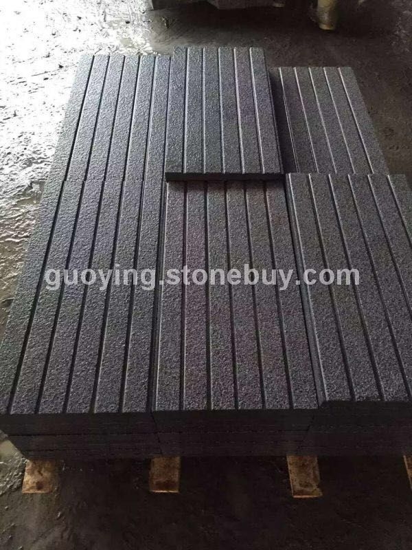 G654芝麻黑拉槽面