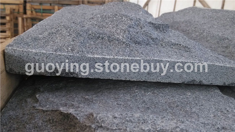 芝麻灰花岗岩--磨菇面