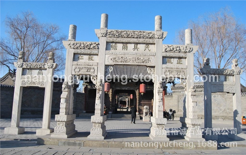 石雕牌坊