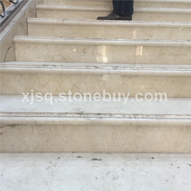 樓梯踏步