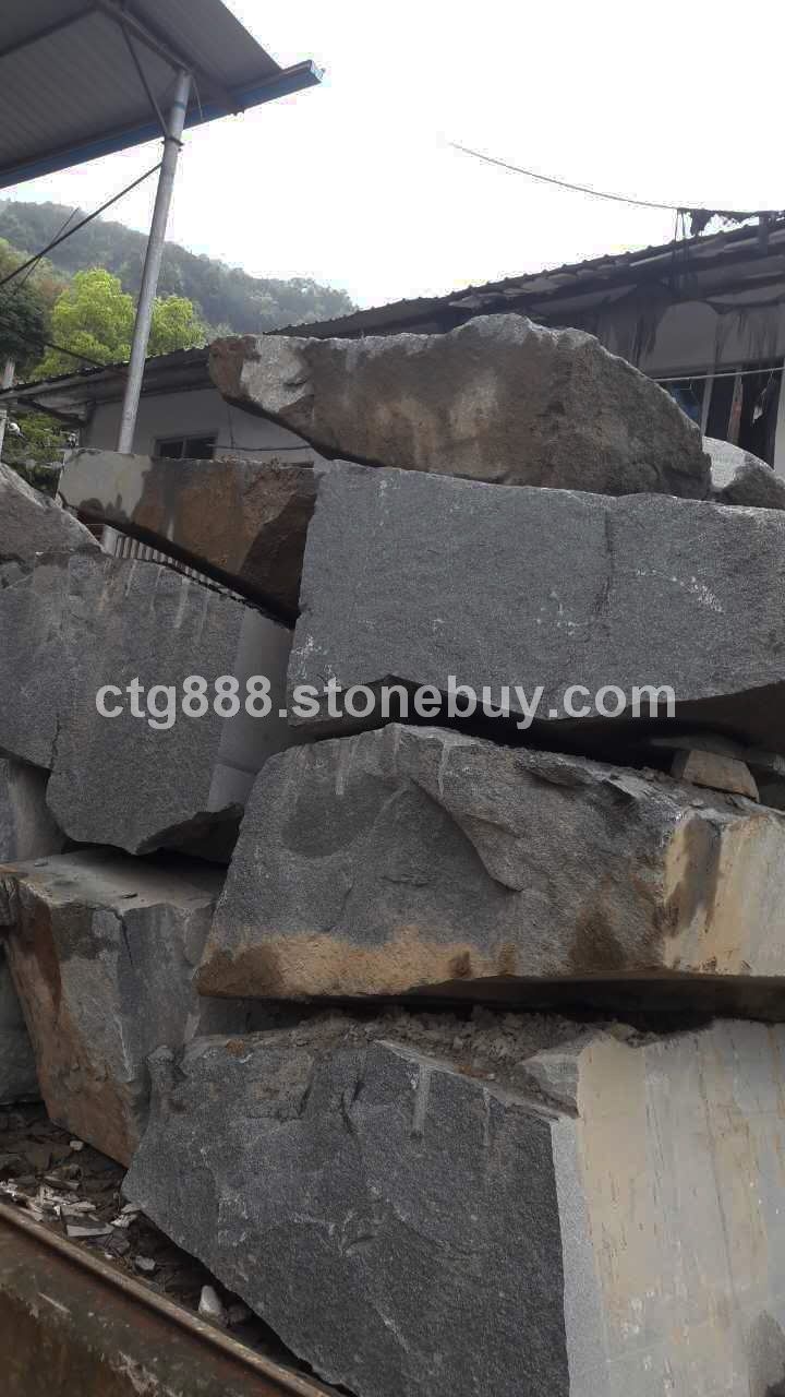 福建黑-森林绿-青石荒料