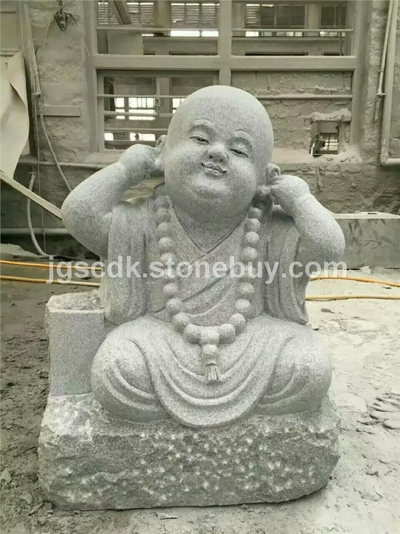 芝麻白，经营：佛像雕刻，园林工艺，栏杆，大型浮雕，龙柱，石狮大象，异形石材，花钵、花盆、各种规格板！