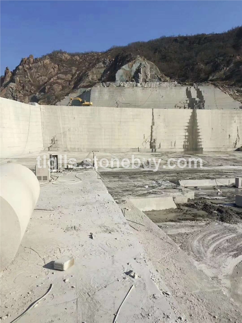 章丘黑矿山