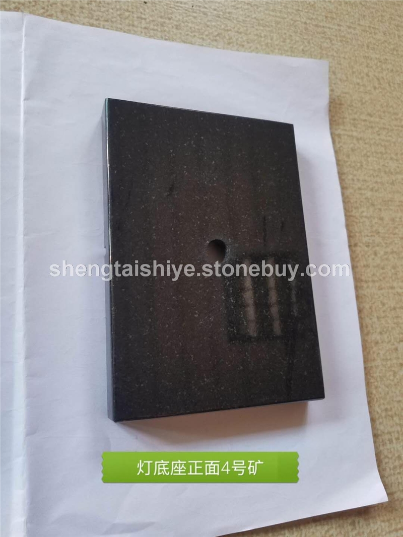 灯底座正面4号矿