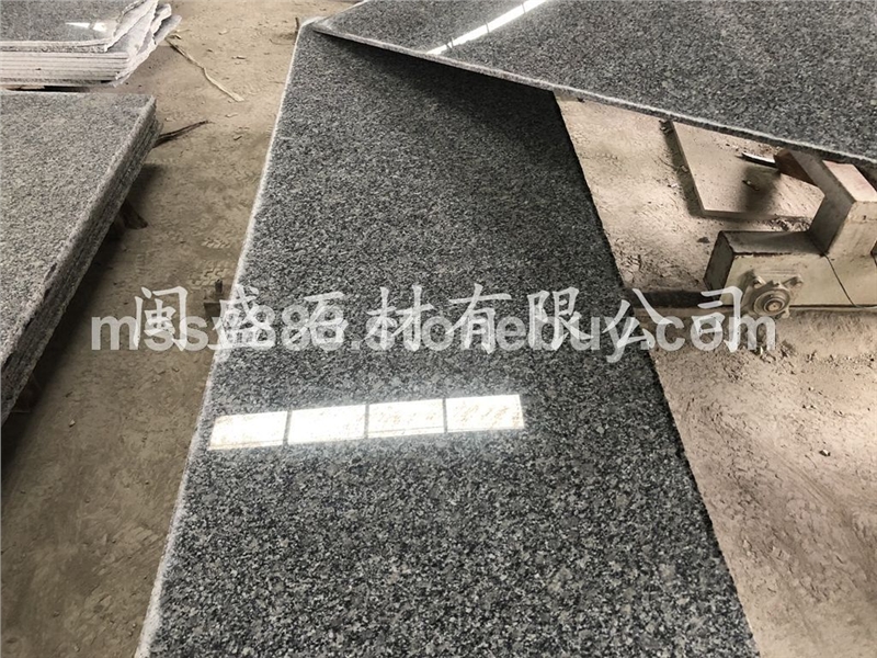大鸿石业小铁灰花岗岩石材半成品现货处理