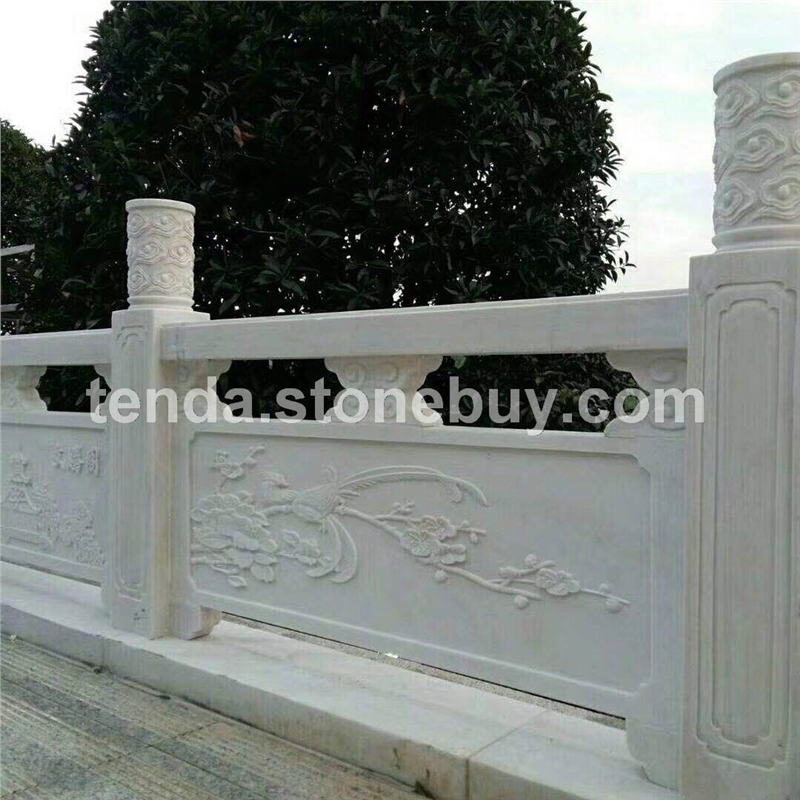 青石栏杆