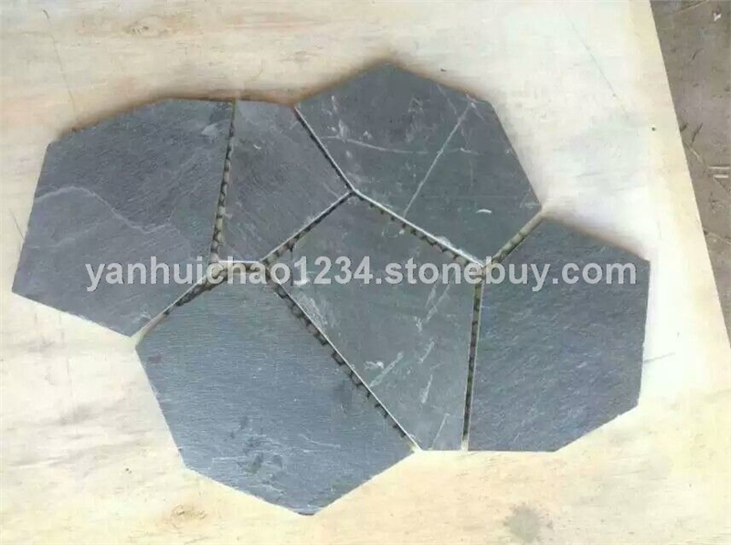 網(wǎng)貼冰裂紋銹色碎拼石、青色碎拼石，綠色碎拼石，青色板巖。