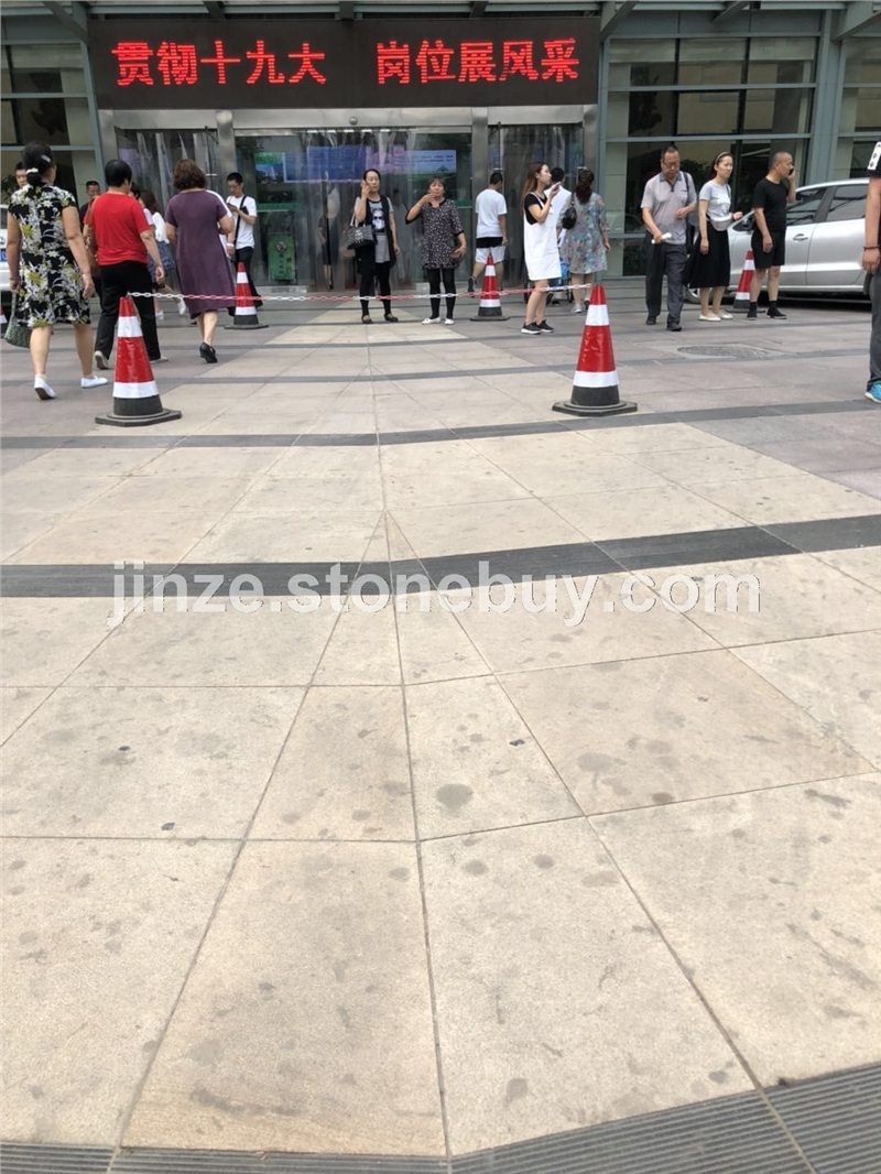 柏坡黃  河北省醫(yī)院地鋪效果