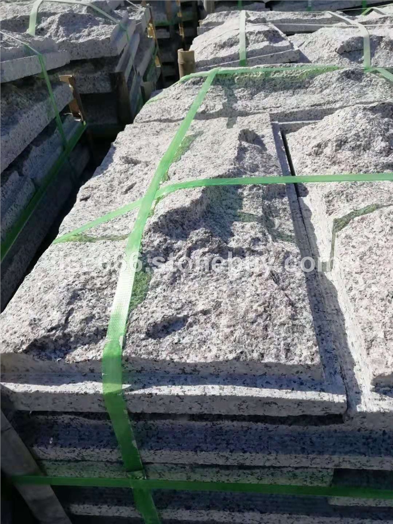 五莲花 蘑菇石