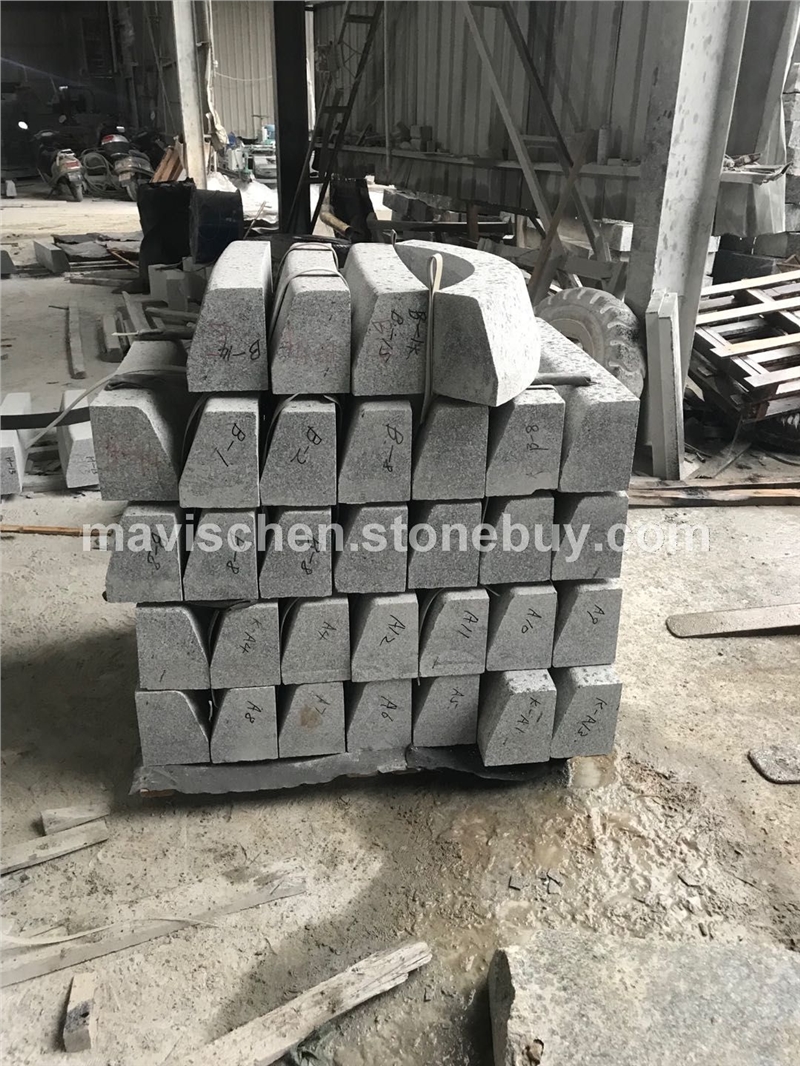 G688路沿石
