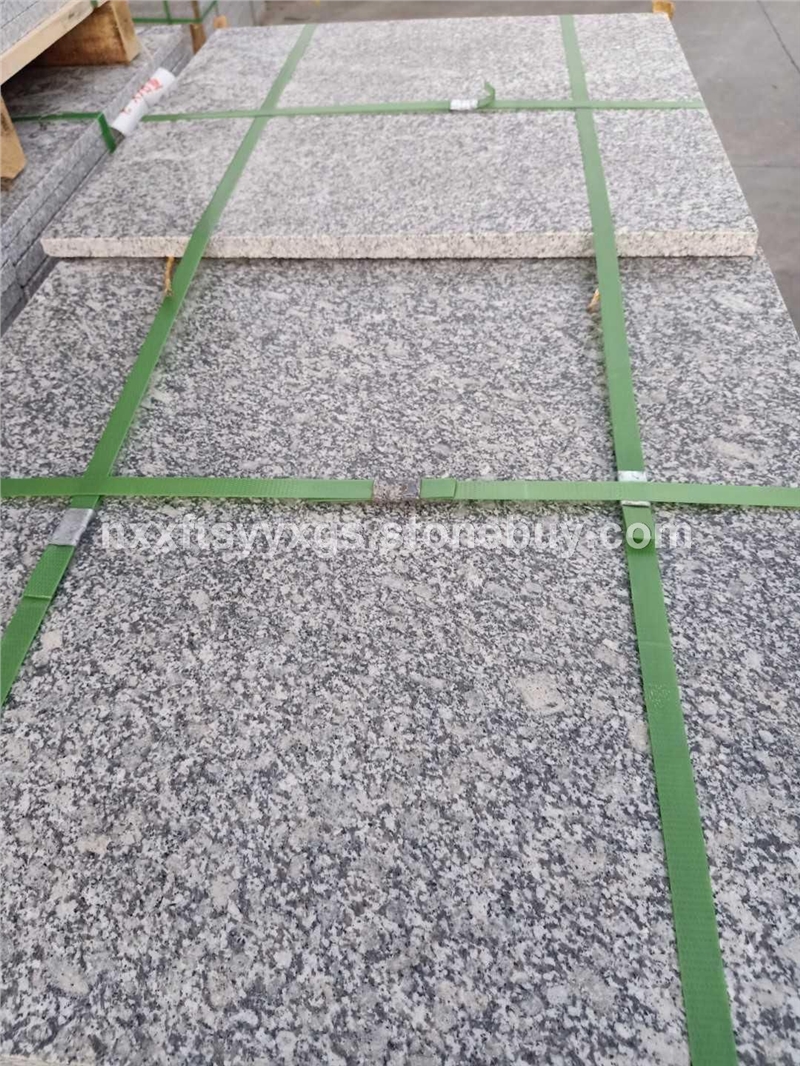 珍珠灰小铁灰工程板成品