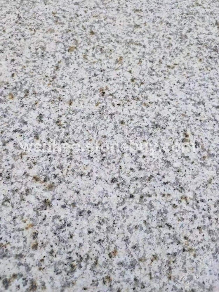 白锈石