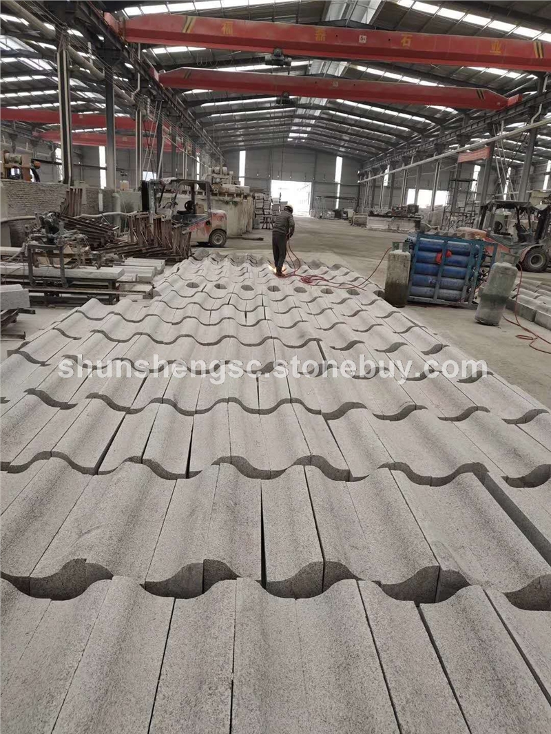 黄锈石火烧板,黄锈石荔枝面,黄锈石路沿石,黄锈石,白锈石,山东锈石光