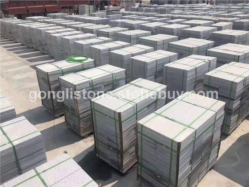 芝麻灰芝麻白石材异型加工圆球盲道路沿石现货供应