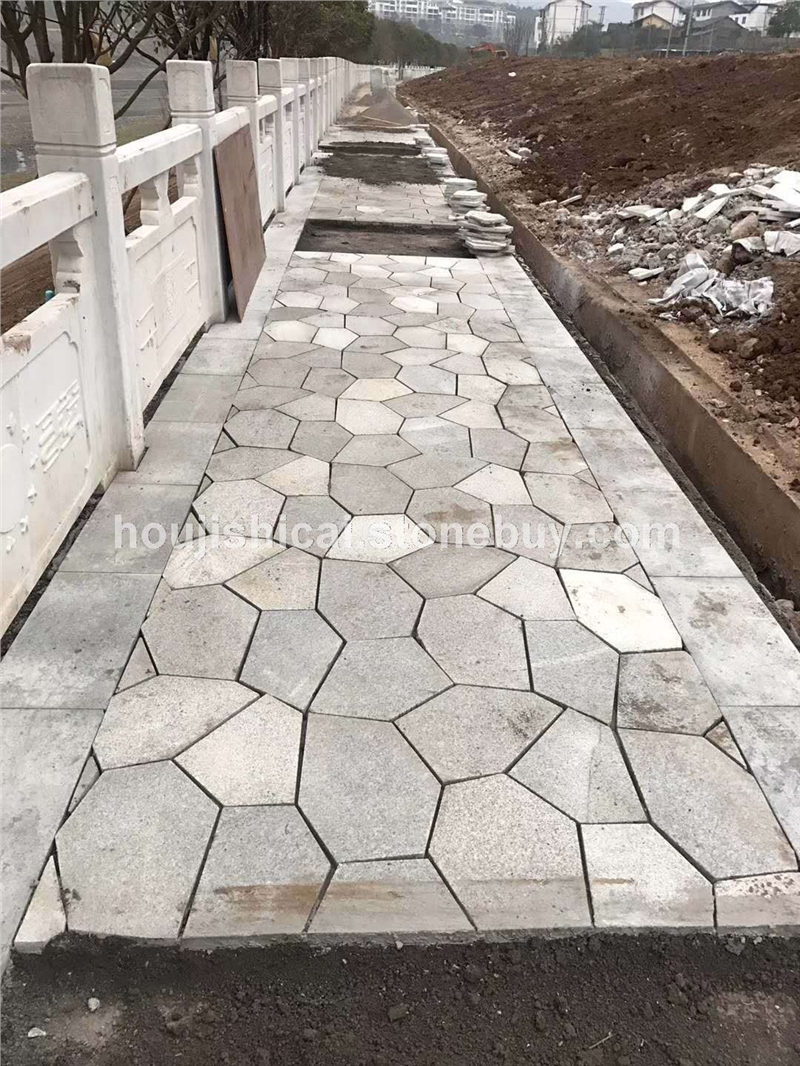 芝麻白冰裂纹铺贴效果