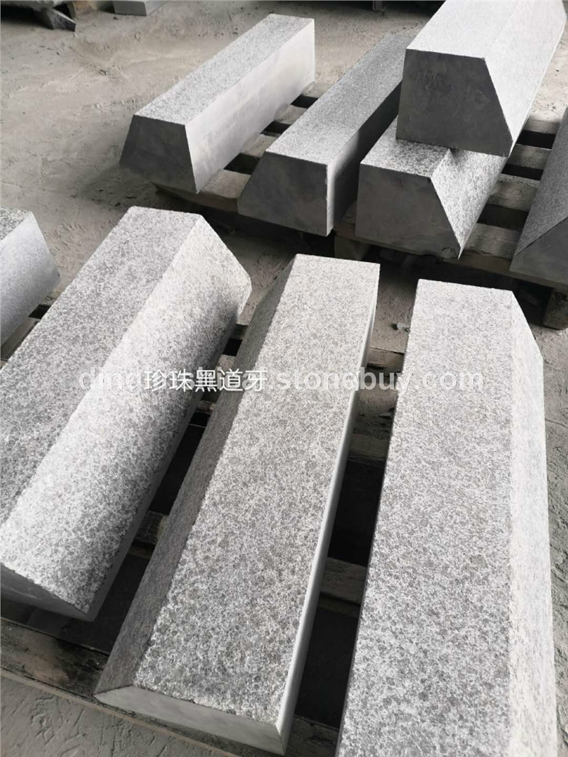 珍珠黑道牙