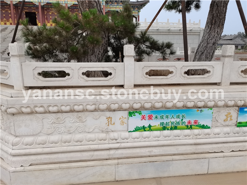 旗台栏杆