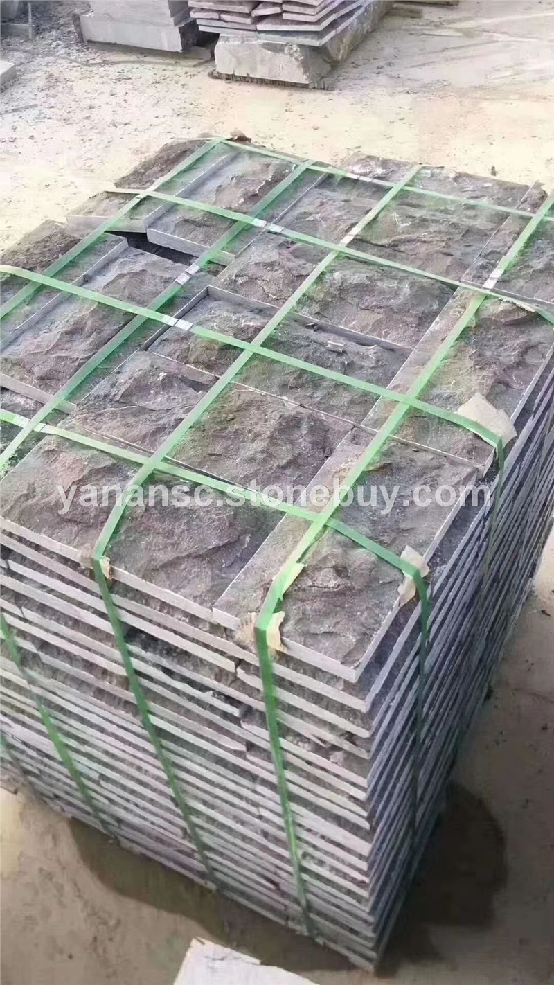 青石板菠萝面