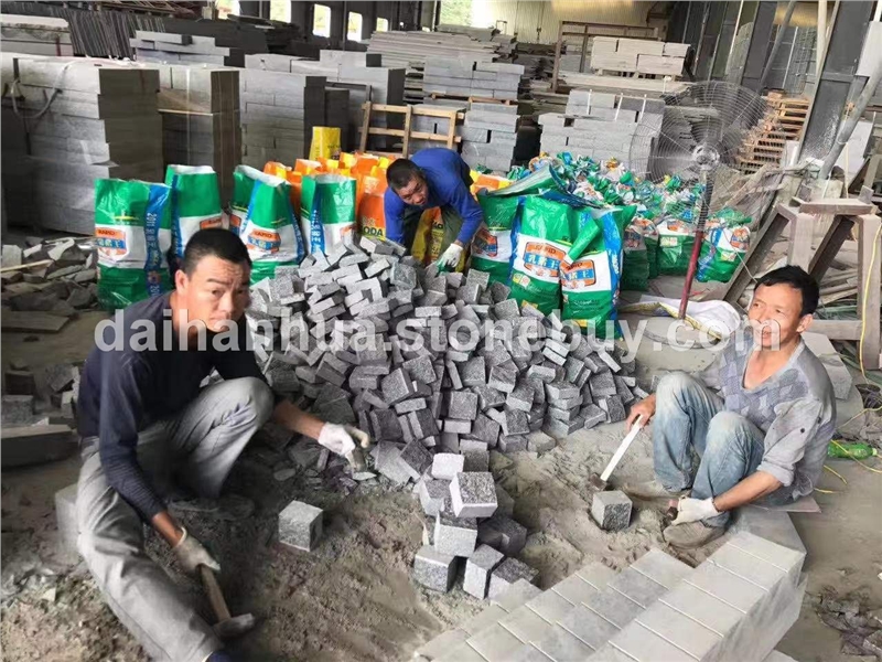 鐘山青工廠一角