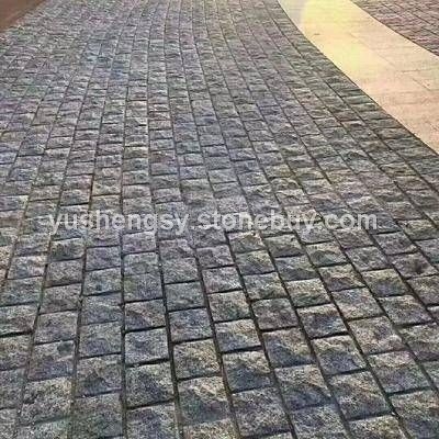 芝麻黑小方块