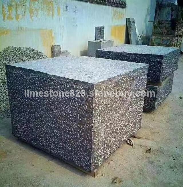 路沿窗臺