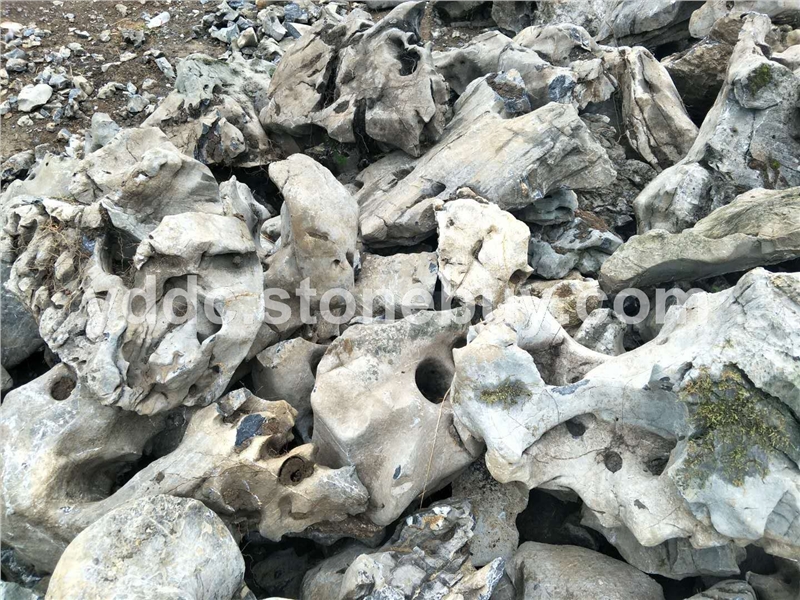 白太湖石工程用驳岸石发货全国