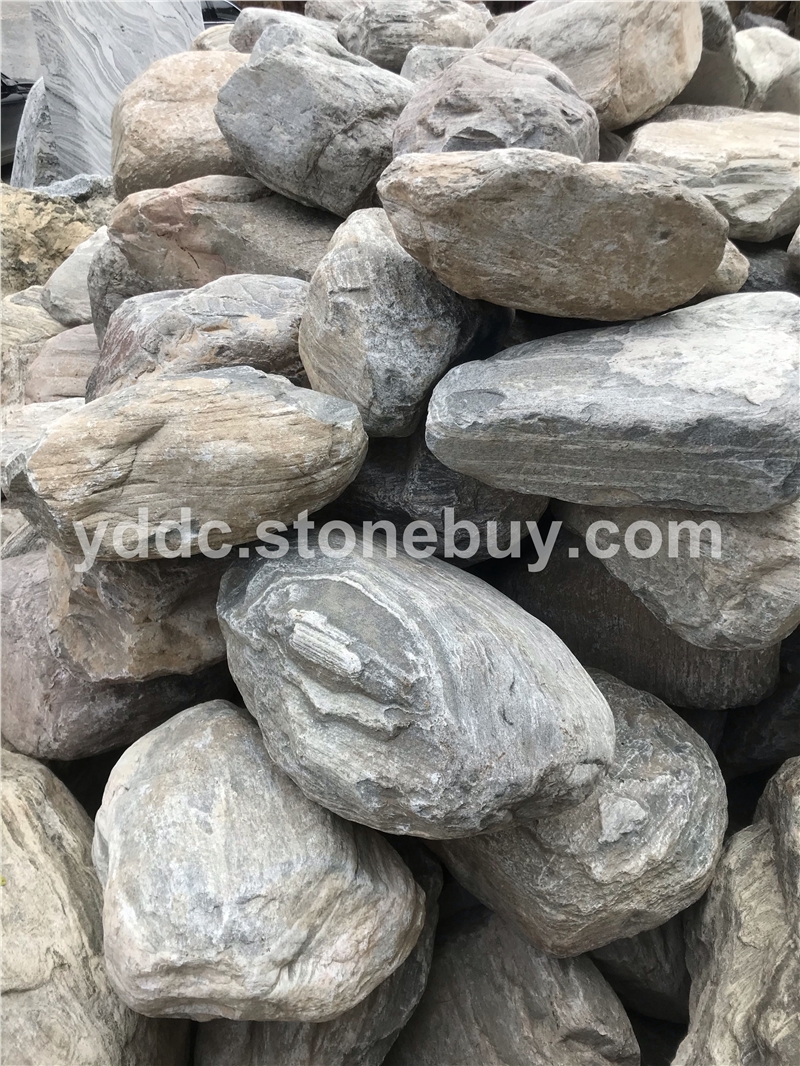 精品庭院泰山石草坪點(diǎn)綴室外造型石