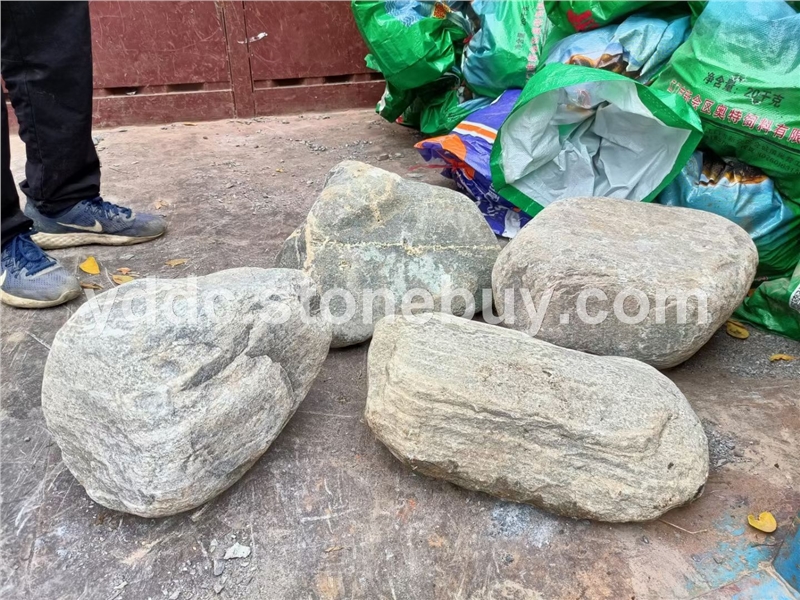 园林景观泰山石黑白条纹自然石头