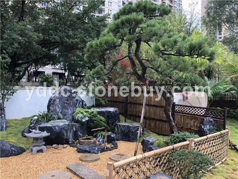 枯山水园林黑山石价格景区观赏草坪石石钵石桌设计源头厂家 现货速发