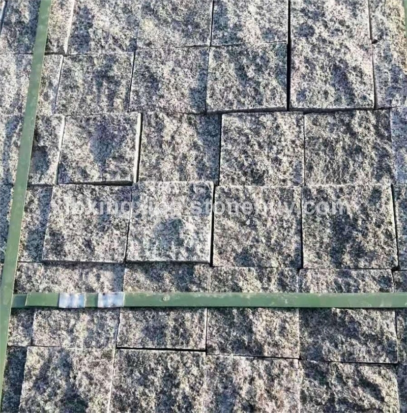 小蓝宝方块石